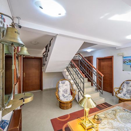 Captain Apartments Будва Екстериор снимка